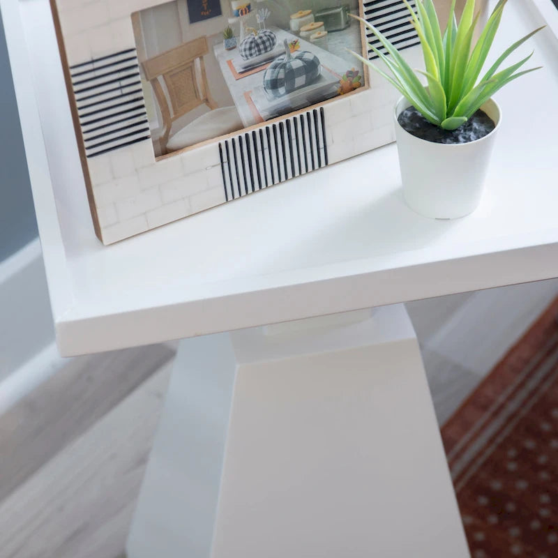 Table d'appoint moderne noire et blanche — Pour 1